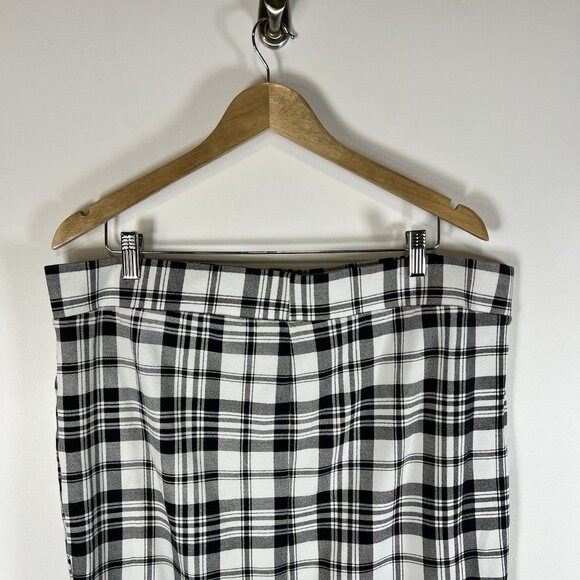 Torrid Mini Studio Luxe Ponte Pencil Skirt Black White Check Stretch Women’s‎ 2X - Picture 6 of 9